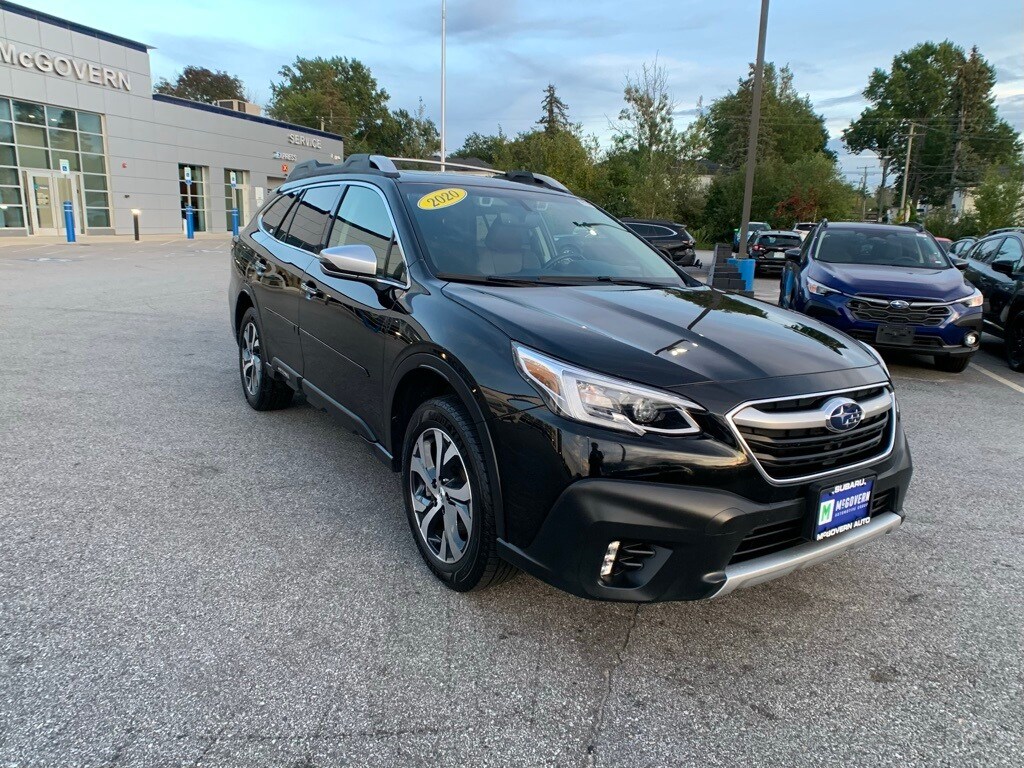 2020 Subaru Outback Touring photo 2