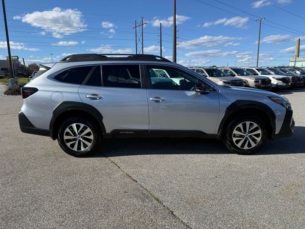 2025 Subaru Outback Premium - Photo 8