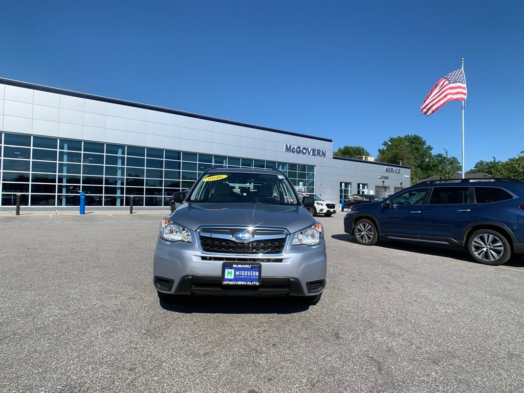 Used 2016 Subaru Forester i with VIN JF2SJABC3GH530558 for sale in Newington, NH