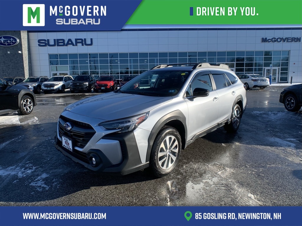 2025 Subaru Outback Premium's photo