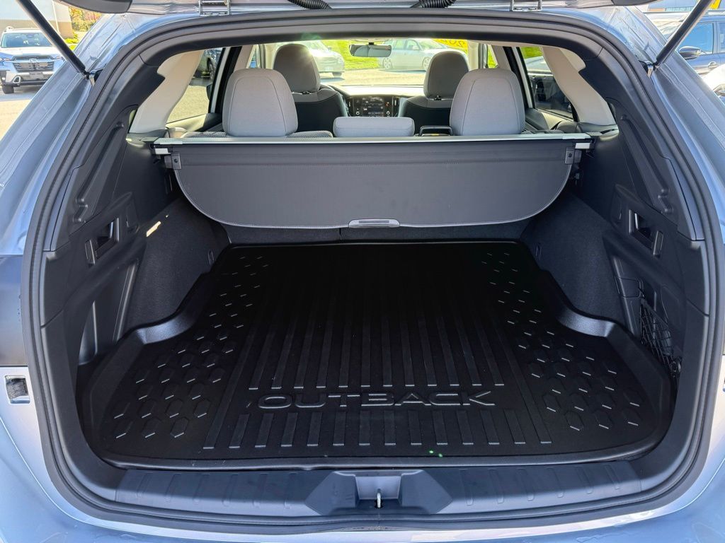 2025 Subaru Outback Premium - Photo 17