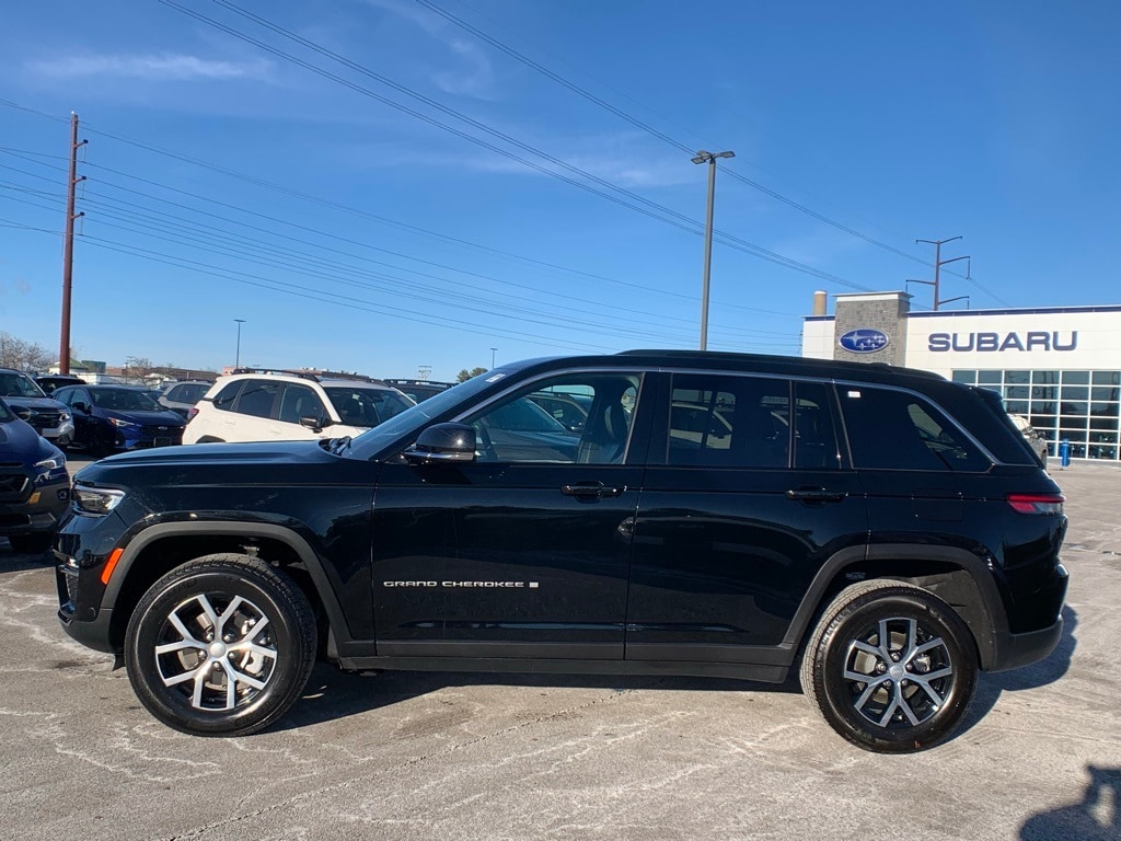 Used 2025 Jeep Grand Cherokee Limited SUV