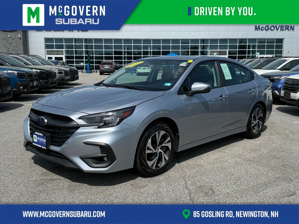 2025 Subaru Legacy Premium's photo