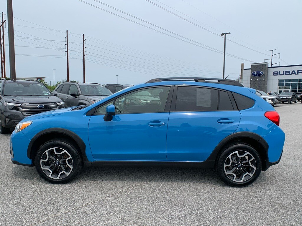 2016 Subaru Crosstrek 2.0i Premium photo 4