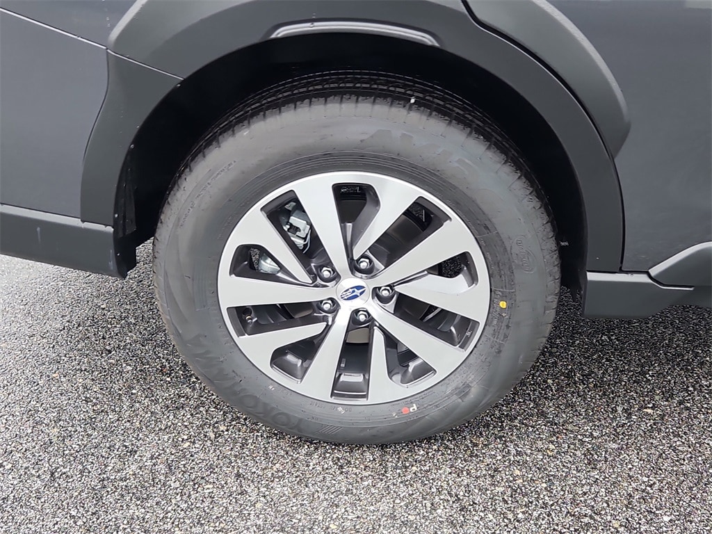 New 2025 Subaru Outback Premium SUV