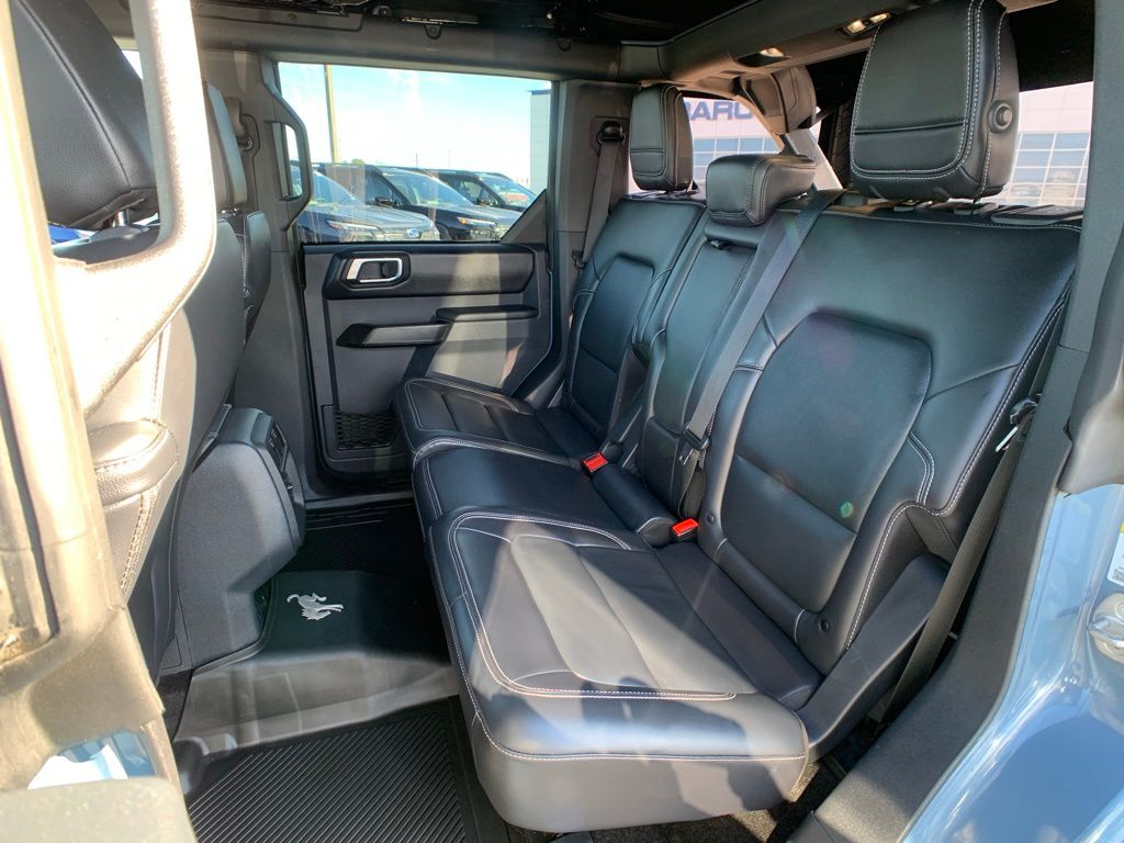 2025 Ford Bronco 4-Door Outer Banks - Photo 15
