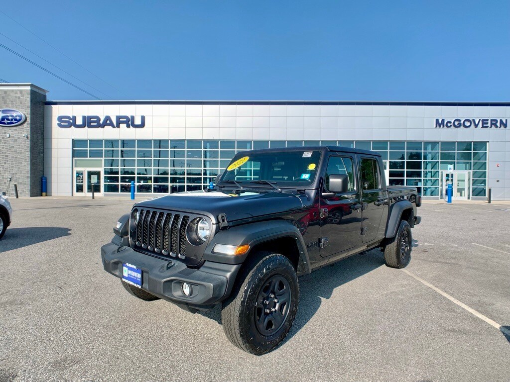 2022 Jeep Gladiator Sport photo 2