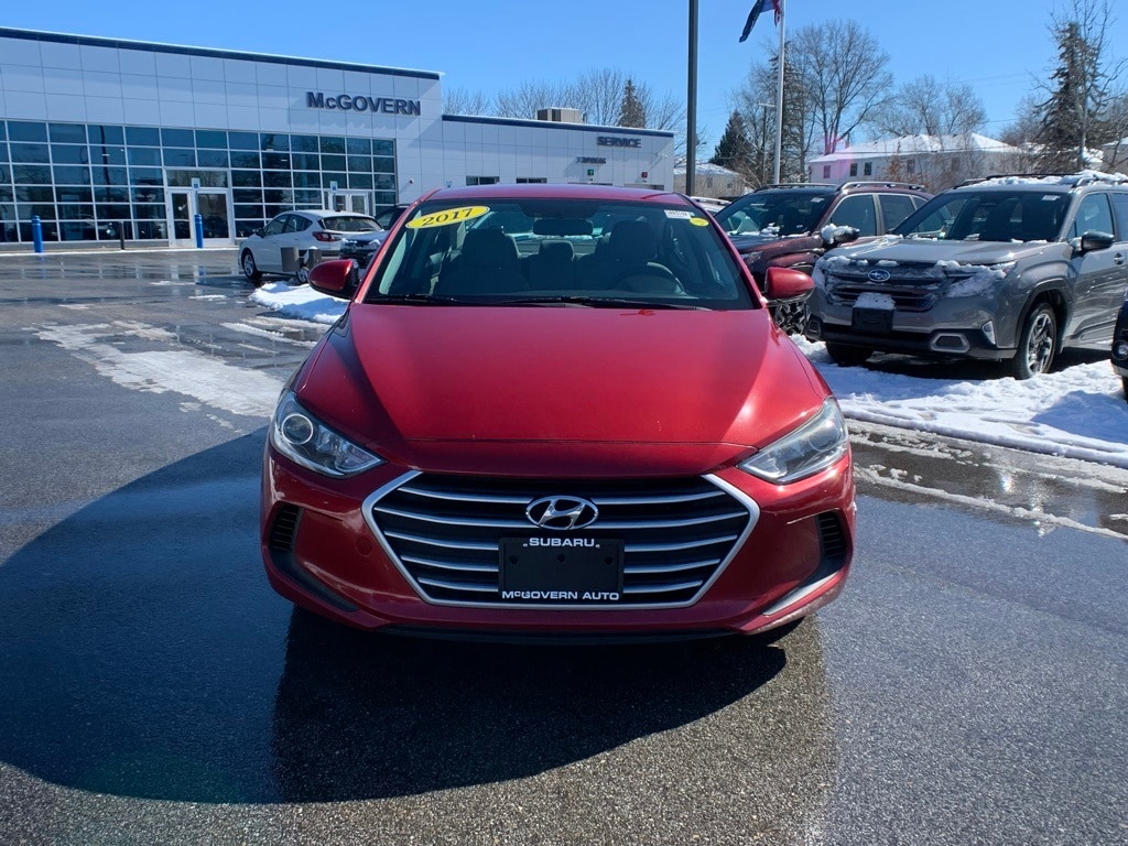 Used 2017 Hyundai Elantra SE with VIN KMHD74LFXHU371753 for sale in Newington, NH