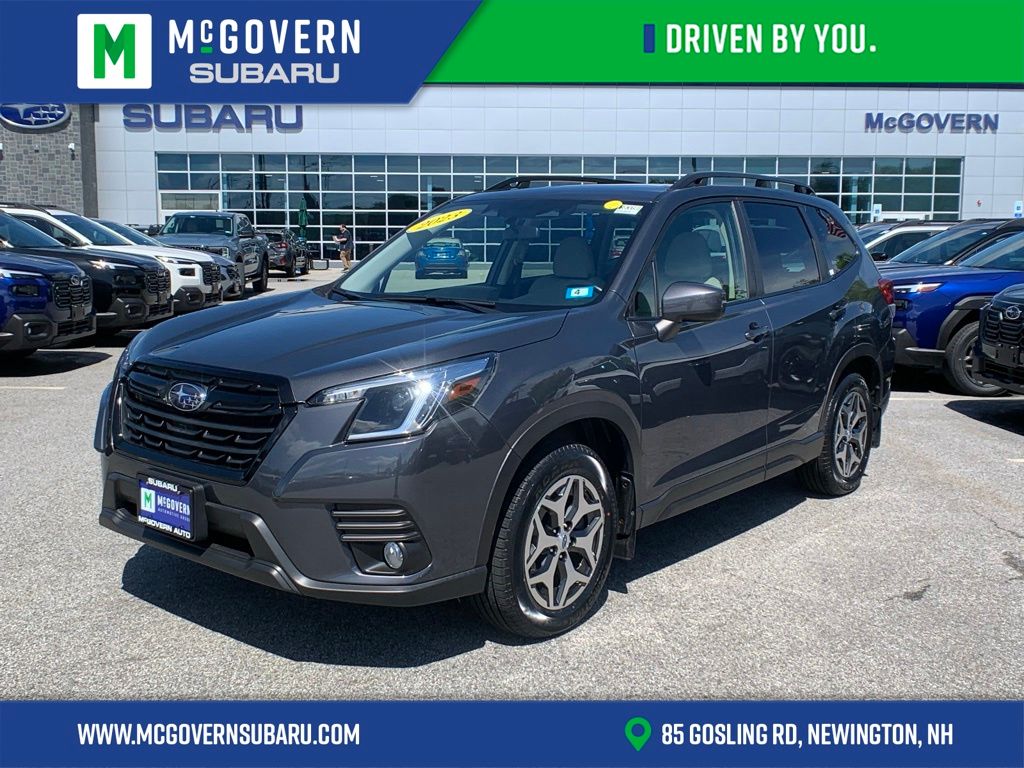 2023 Subaru Forester Premium's photo