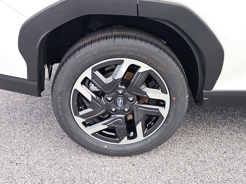 New 2025 Subaru Forester Hybrid Premium SUV