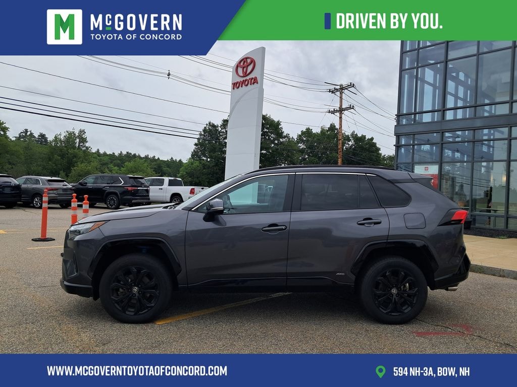 Used 2024 Toyota RAV4 Hybrid SE SUV