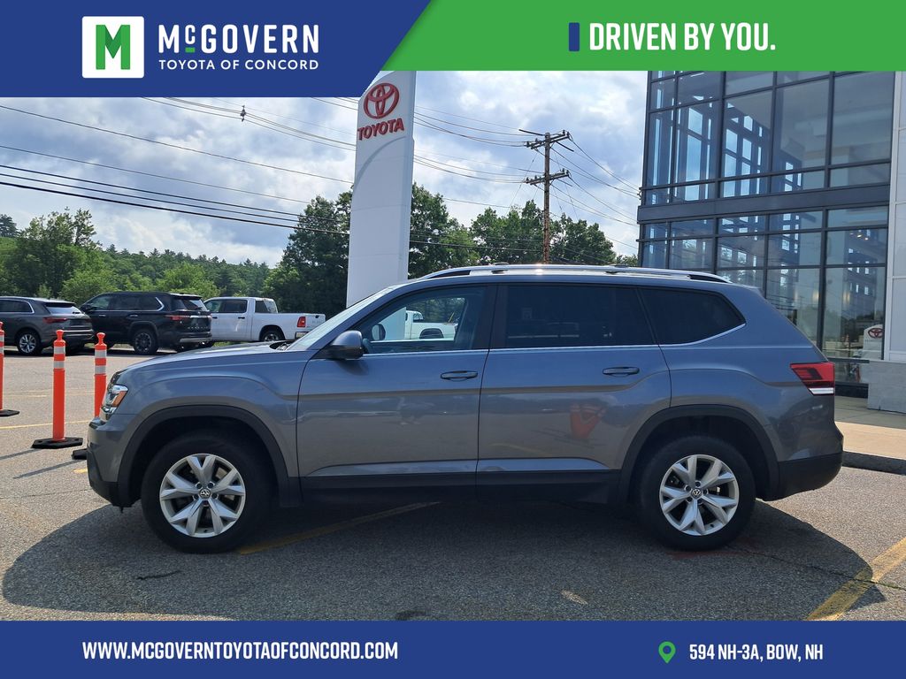 Used 2019 Volkswagen Atlas SE with VIN 1V2LR2CA1KC612629 for sale in Bow, NH