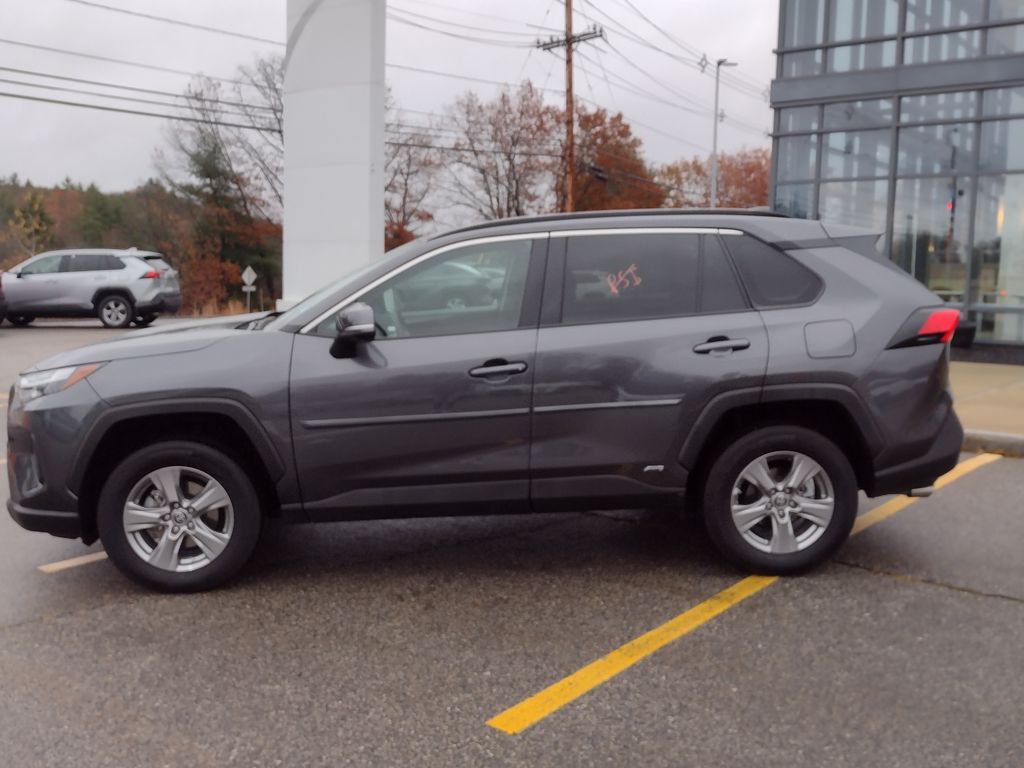 2024 Toyota RAV4 Hybrid LE photo 3