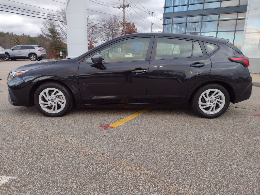 2024 Subaru Impreza Base photo 2