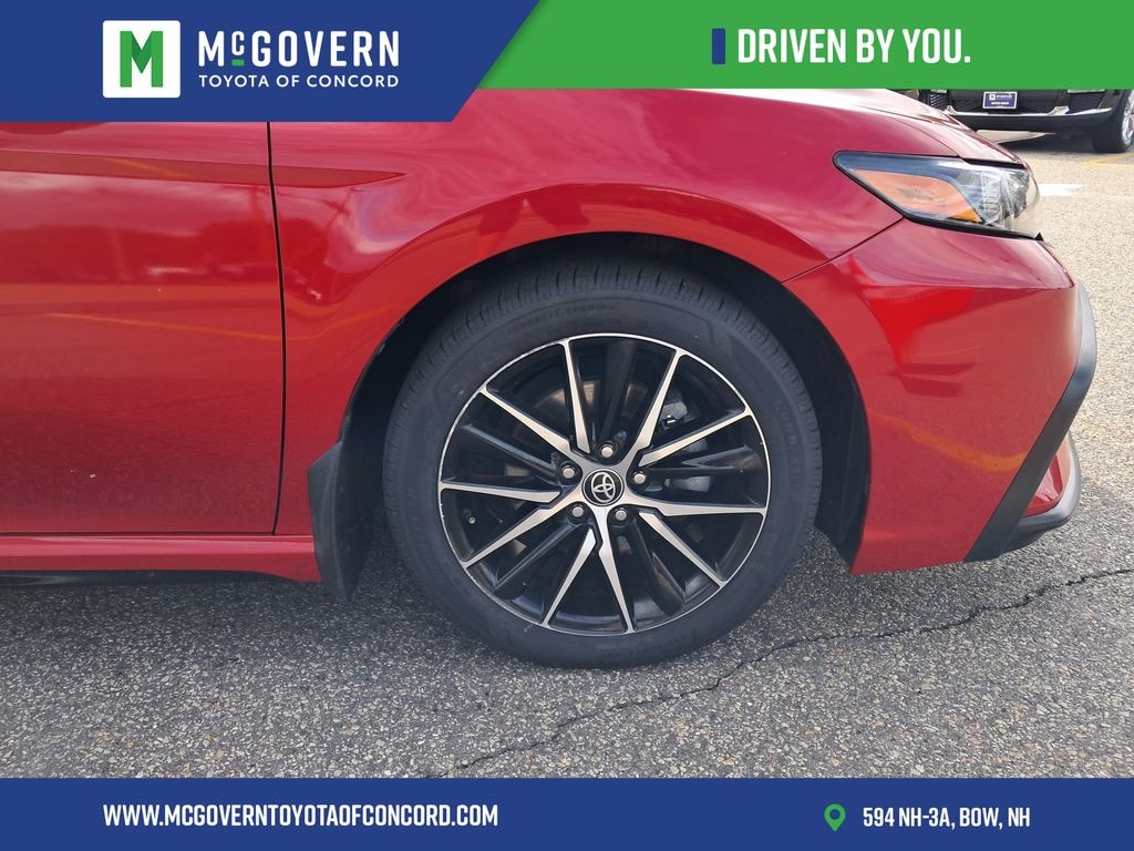 Used 2022 Toyota Camry SE Sedan