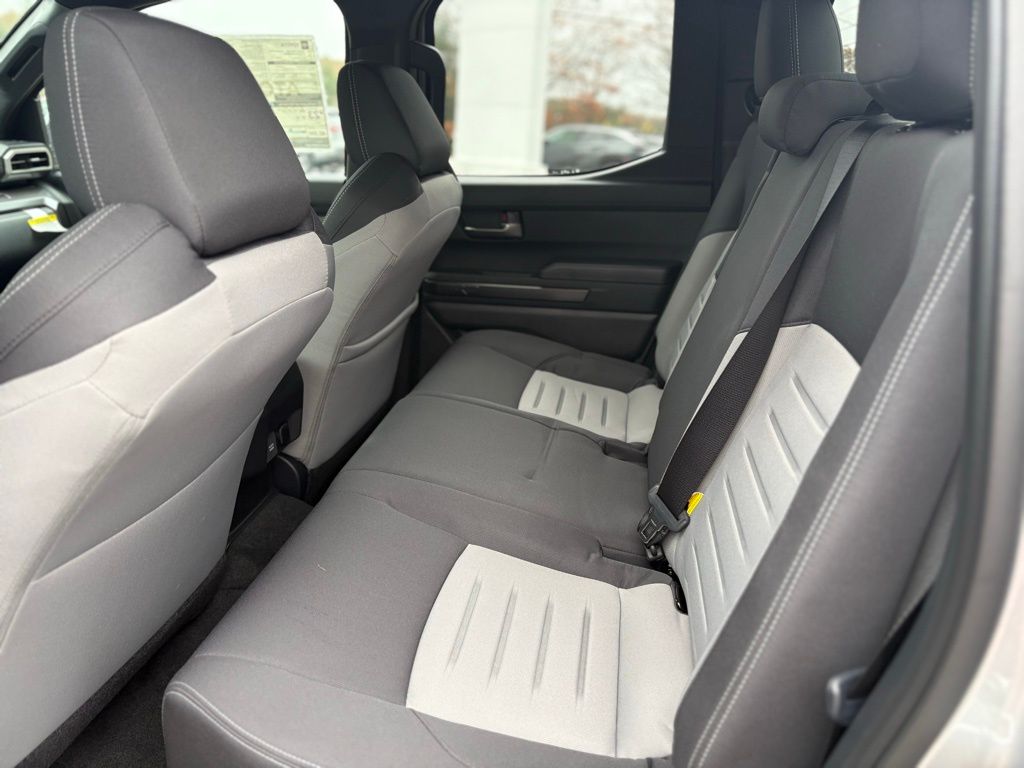 2025 Toyota Tacoma TRD Off Road - Photo 17