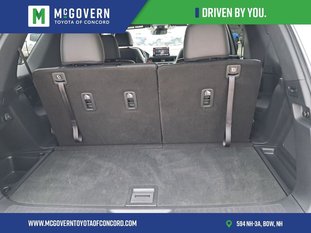Used 2025 Honda Pilot TrailSport SUV