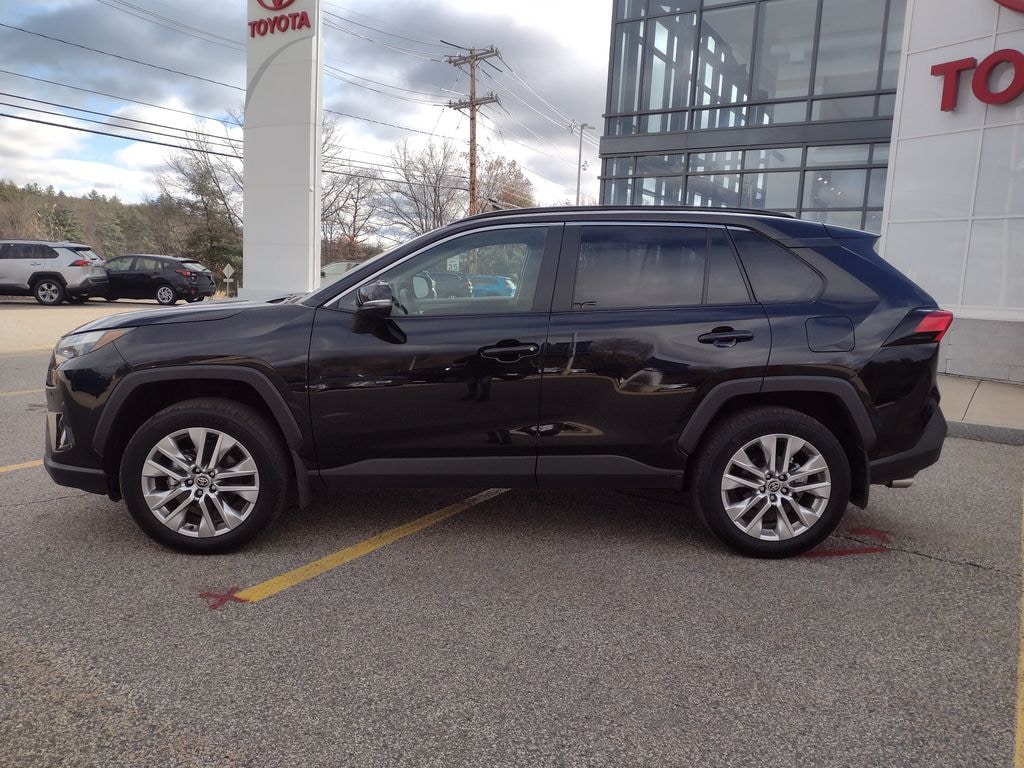 Used 2025 Toyota RAV4 XLE Premium SUV