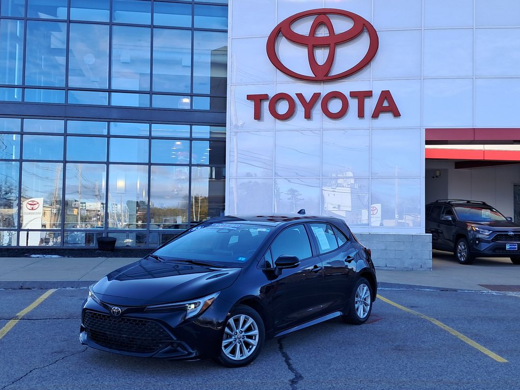 2023 Toyota Corolla Hatchback SE