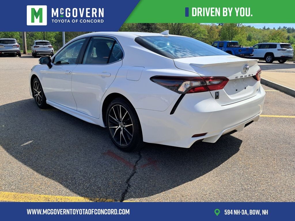 Used 2023 Toyota Camry SE Sedan