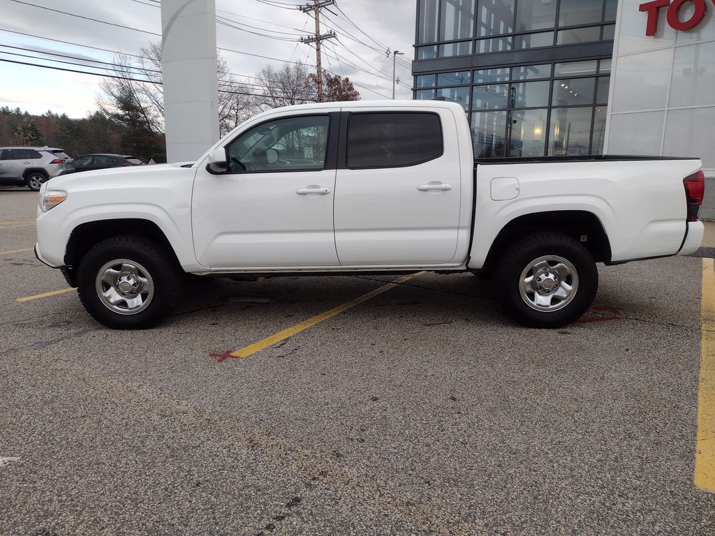 2019 Toyota Tacoma SR 4x4 photo 3
