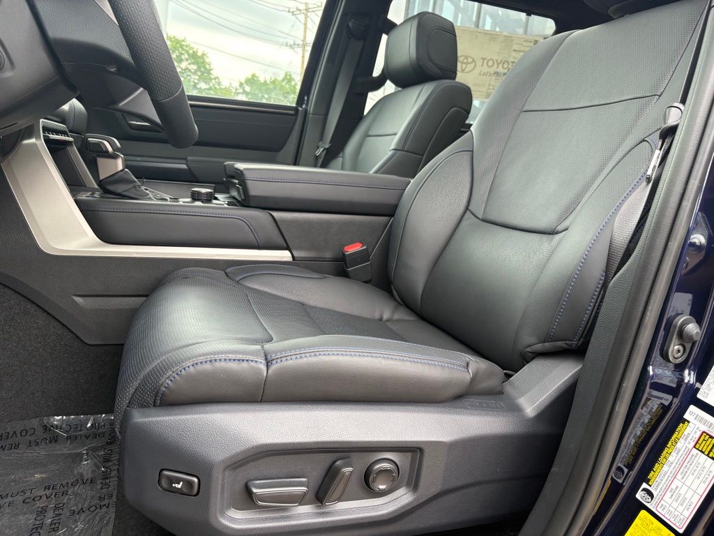 2026 Toyota Tundra Platinum - Photo 12