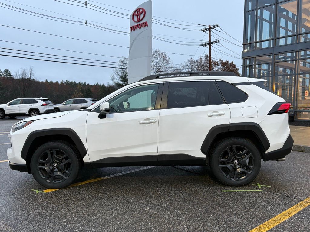 2022 Toyota RAV4 Adventure photo 2