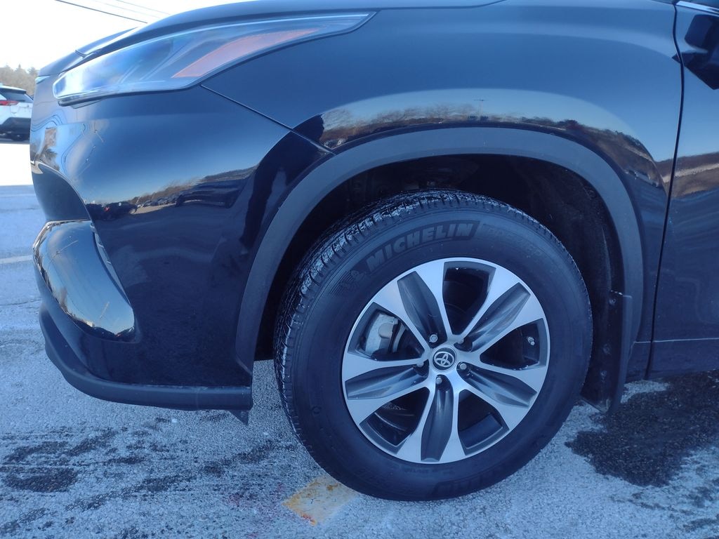 Used 2024 Toyota Highlander SUV