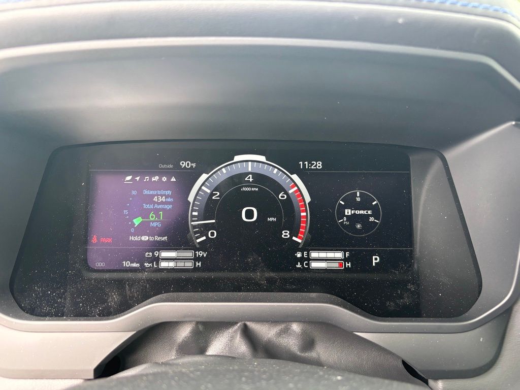 2026 Toyota Tundra Platinum - Photo 48