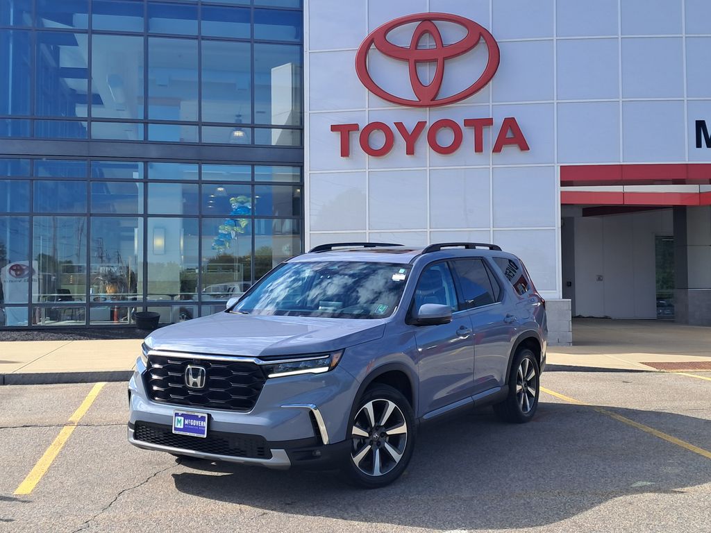 2023 Honda Pilot Elite AWD's photo
