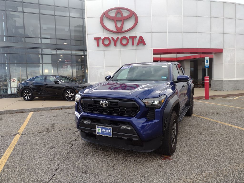 2025 Toyota Tacoma TRD Off Road's photo