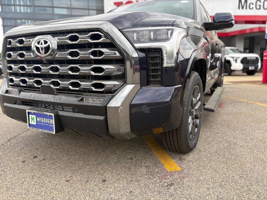 2026 Toyota Tundra Platinum - Photo 9