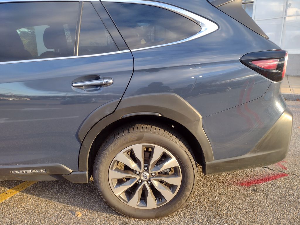 2024 Subaru Outback Touring photo 3
