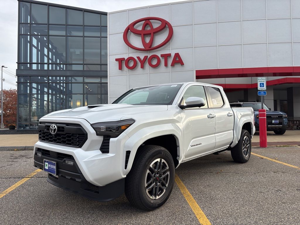 2025 Toyota Tacoma TRD Sport's photo