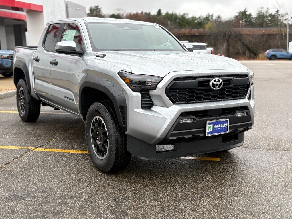 2025 Toyota Tacoma TRD Off Road - Photo 11