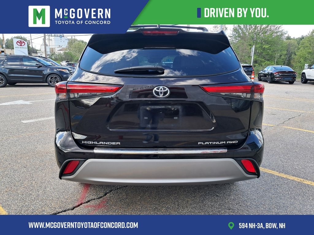 Used 2022 Toyota Highlander Platinum SUV