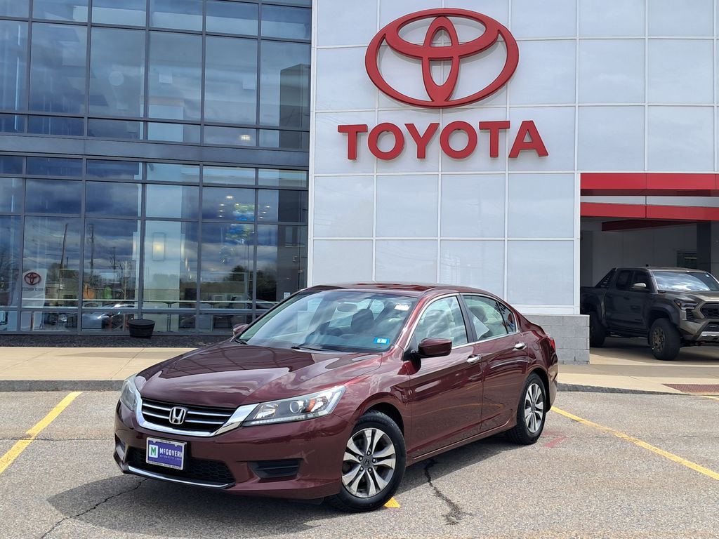 2013 Honda Accord LX Auto's photo