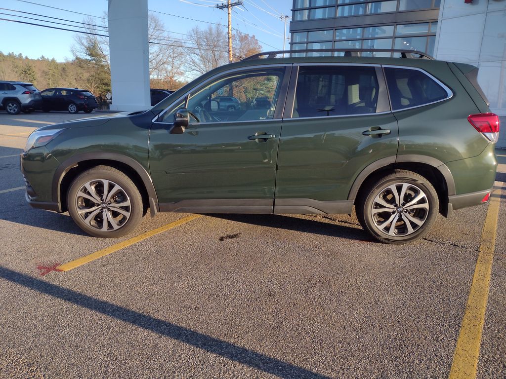 2023 Subaru Forester Limited photo 3