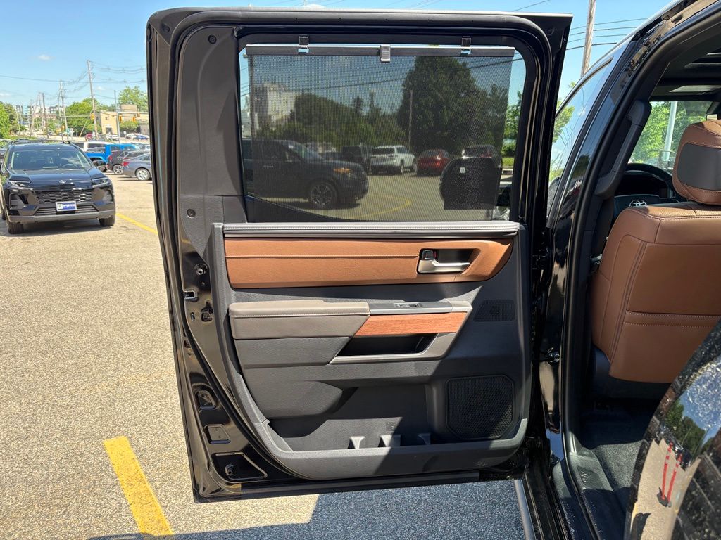 2026 Toyota Tundra 1794 Edition - Photo 17