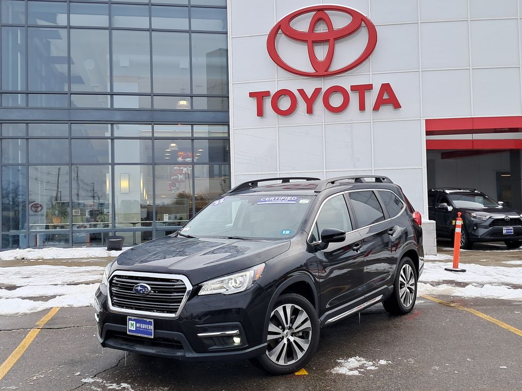 2022 Subaru Ascent Limited's photo