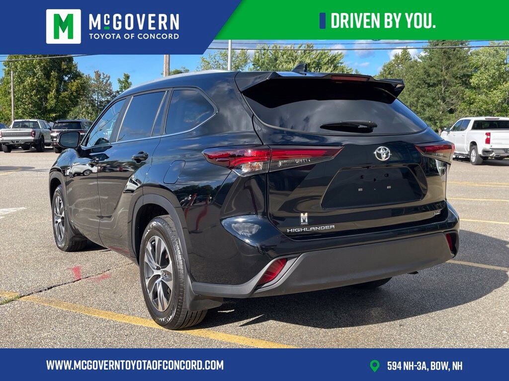 Used 2026 Toyota Highlander Hybrid XLE SUV