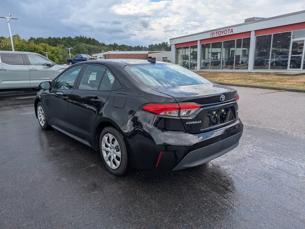 Used 2024 Toyota Corolla LE Sedan