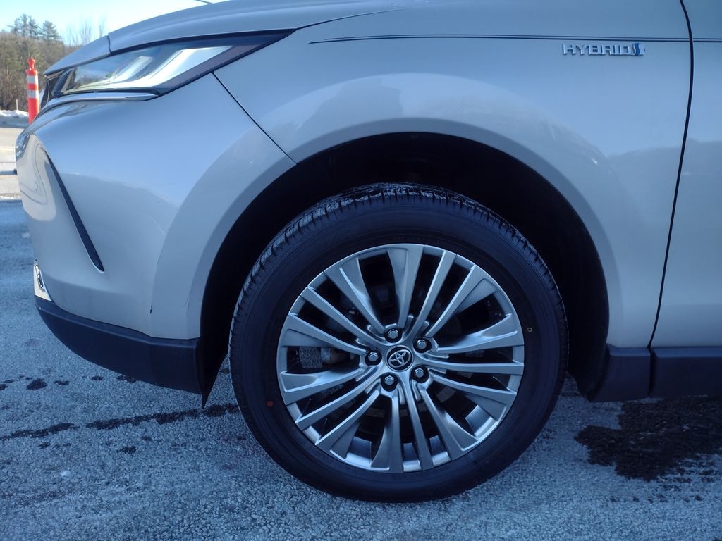 Used 2021 Toyota Venza XLE SUV