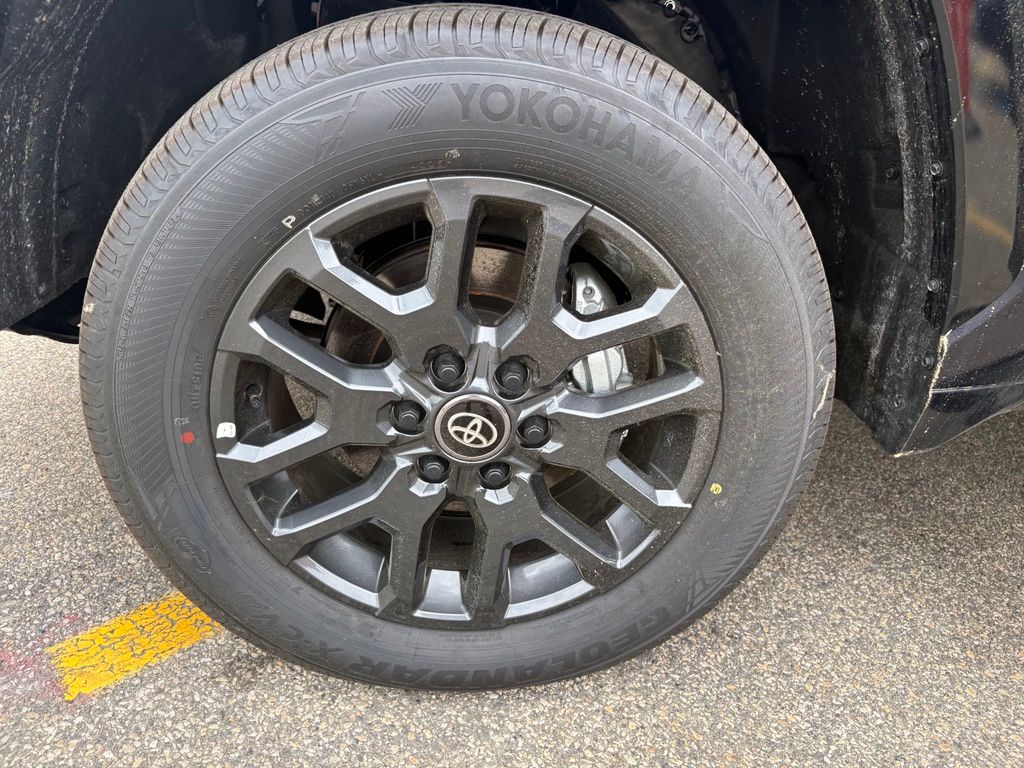 2026 Toyota Tundra Platinum - Photo 40