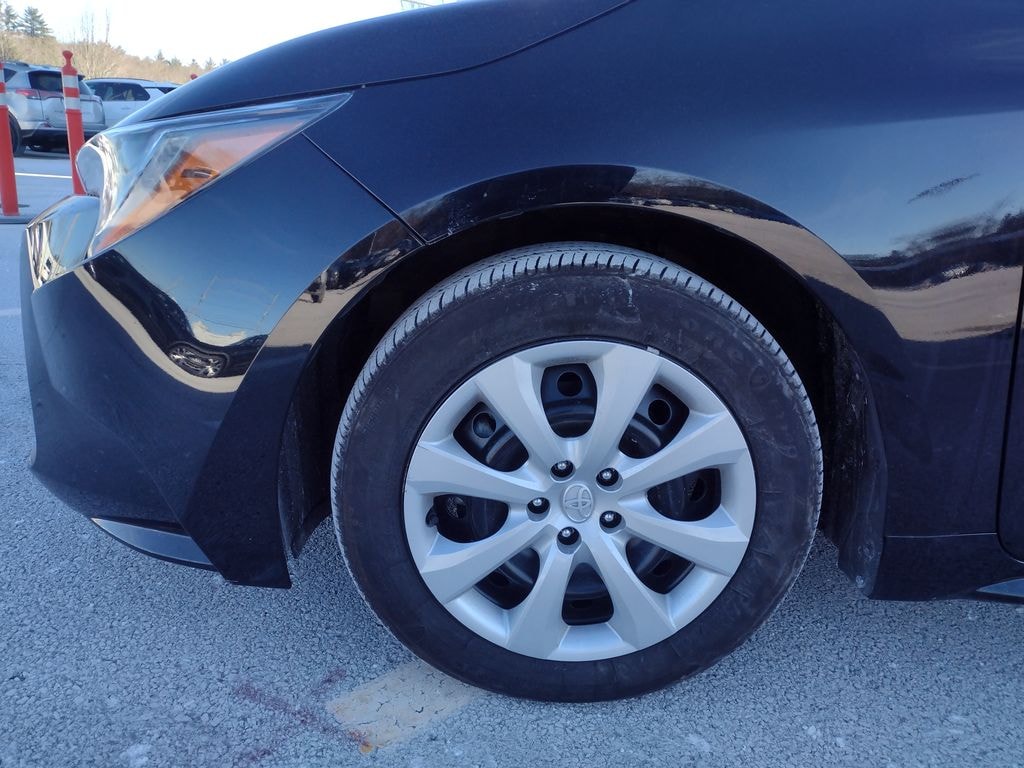 Used 2024 Toyota Corolla LE Sedan