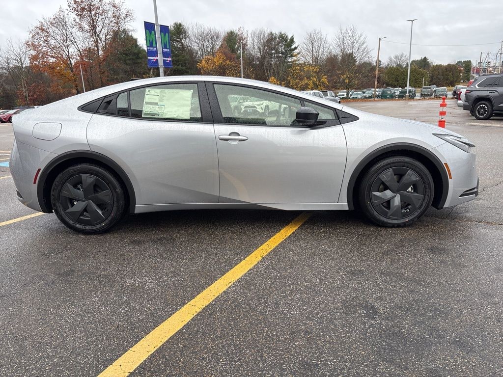 New 2026 Toyota Prius Plug-in Hybrid SE Hatchback