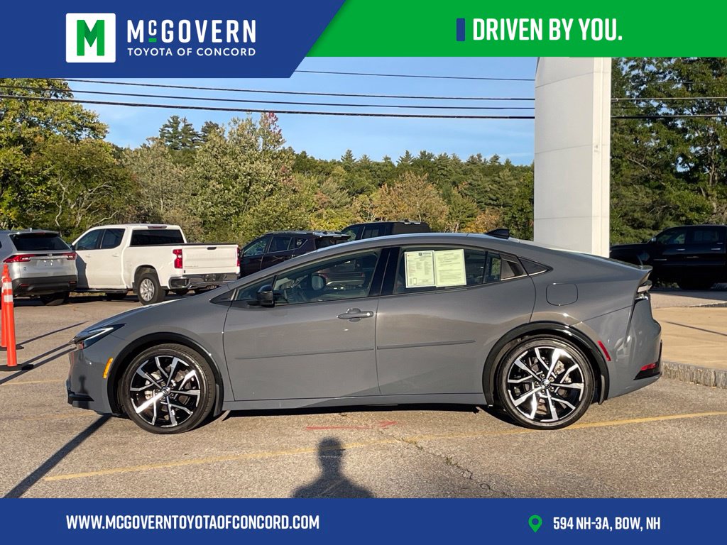 Used 2024 Toyota Prius Prime XSE Hatchback