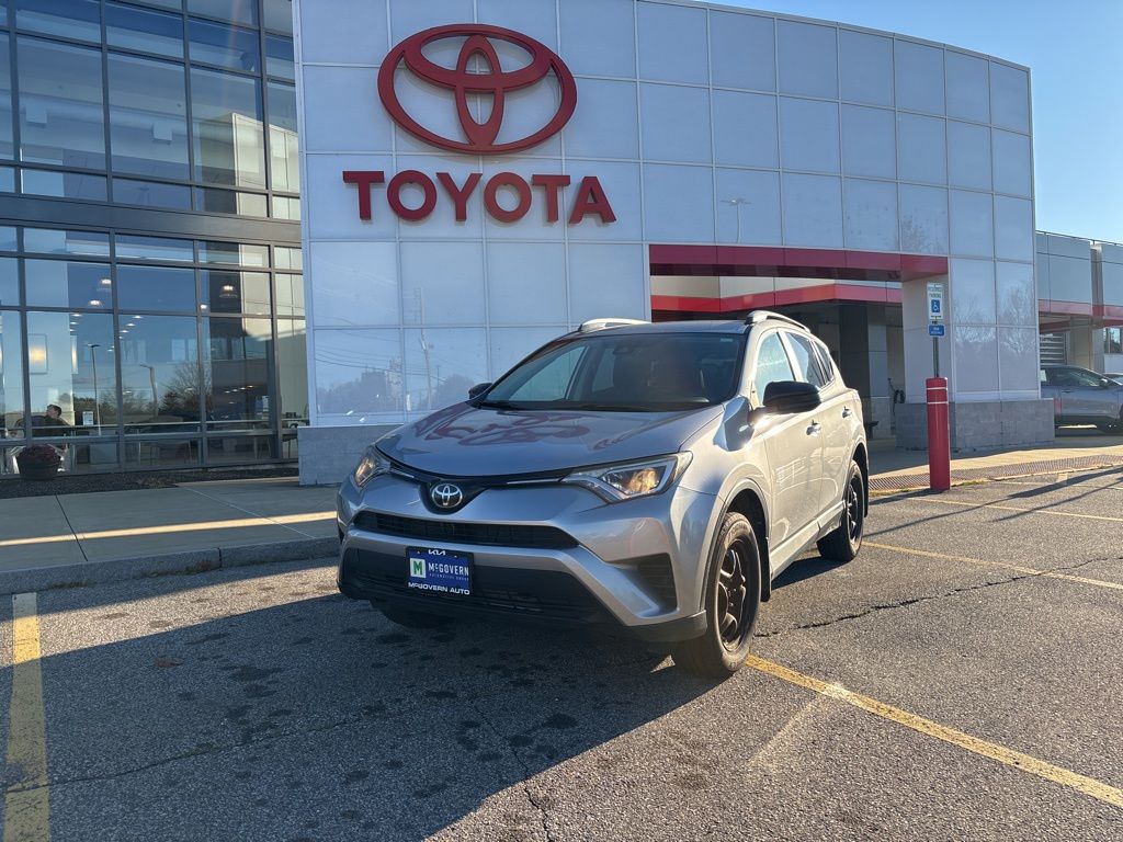 2018 Toyota RAV4 LE