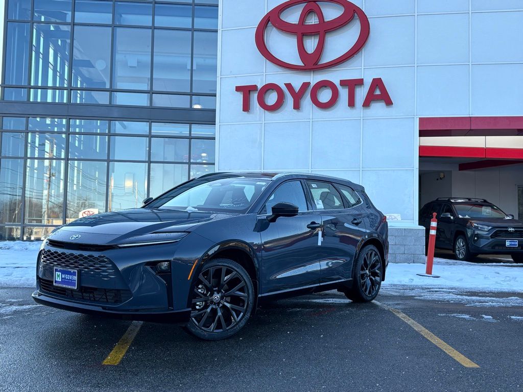 2025 Toyota Crown Signia Limited's photo