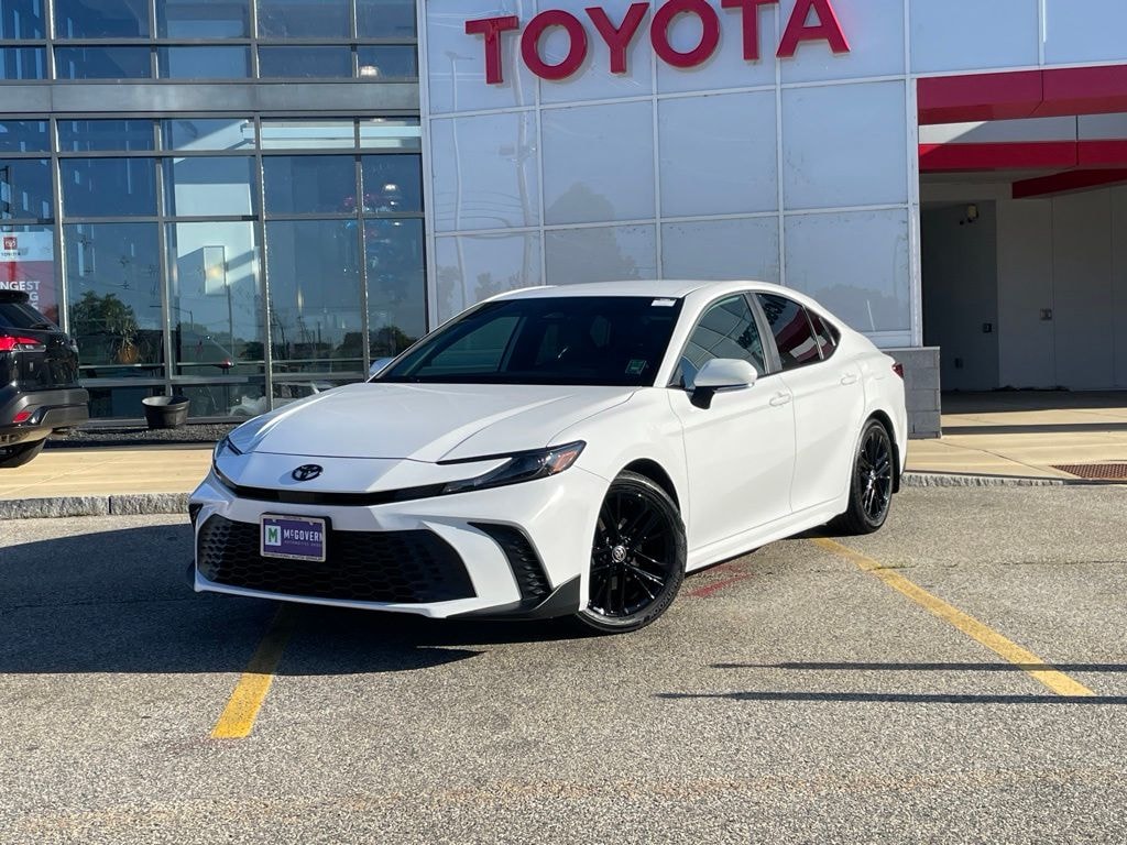 Certified 2025 Toyota Camry SE Sedan